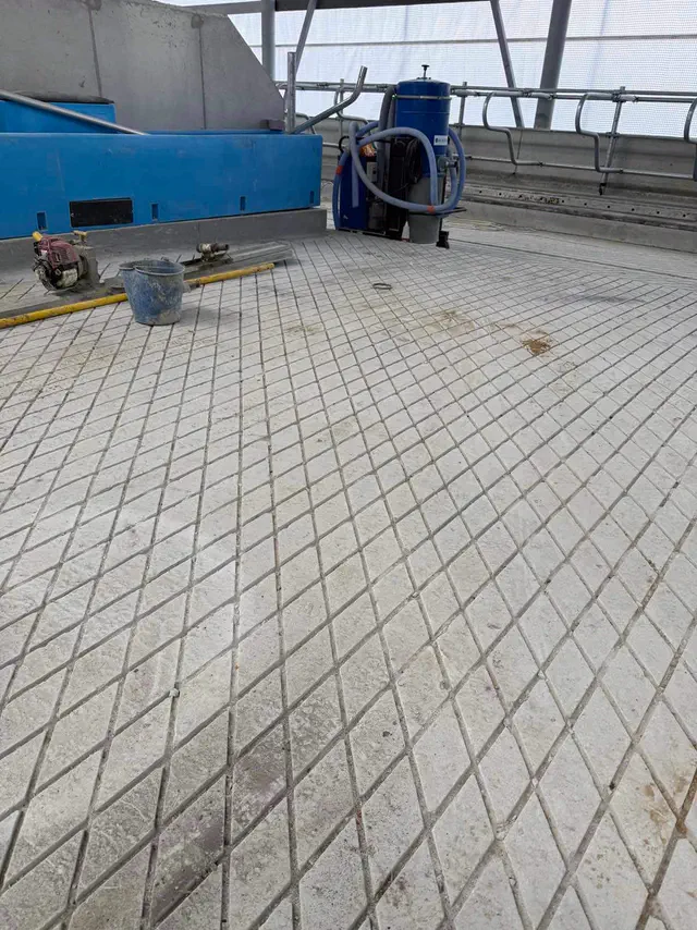 Photo report: mechanical concrete floor treatment, photo 4